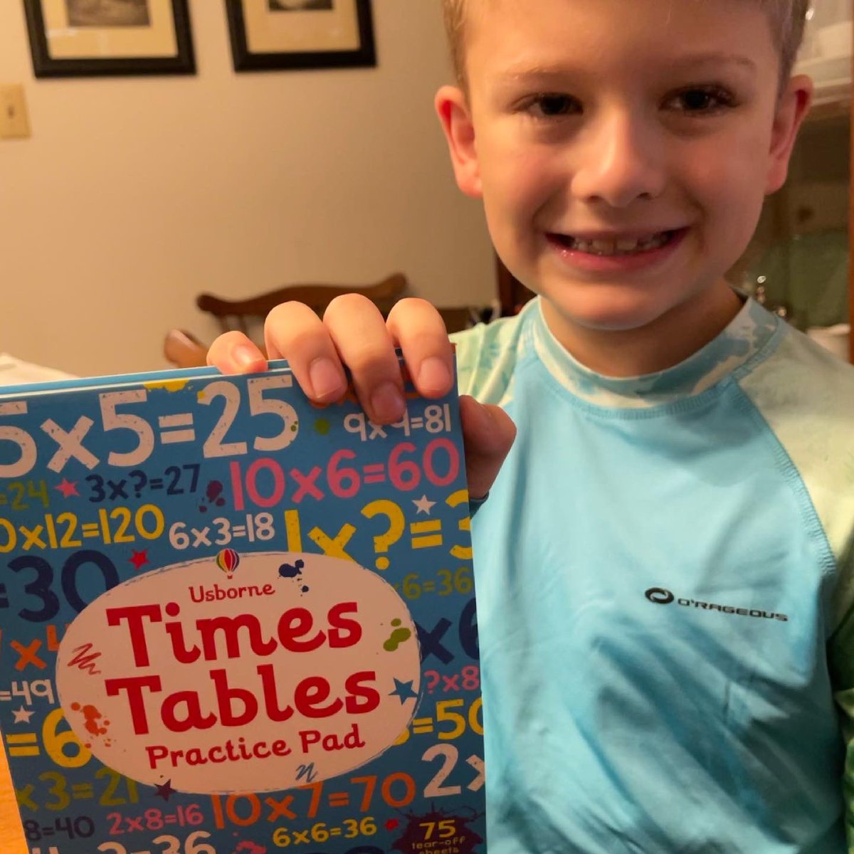 ᴍᴀᴛʜ ɪꜱ ᴍᴏʀᴇ ᴛʜᴀɴ ᴊᴜꜱᴛ ᴀ ꜱᴜʙᴊᴇᴄᴛ ɪɴ ꜱᴄʜᴏᴏʟ! The 🌎 runs on math &amp; numbers! Without math we wouldn't have 🚗 , 🏘 , or even 💻 ! What was your favorite subject in school❓
I struggled in math for sure, but my favorite subject was Spanish! #ubam #mathday