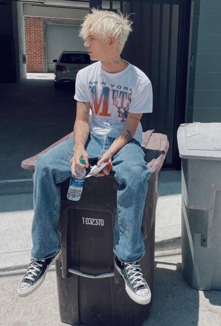 archivejxdn's tweet image. im in love with this photo