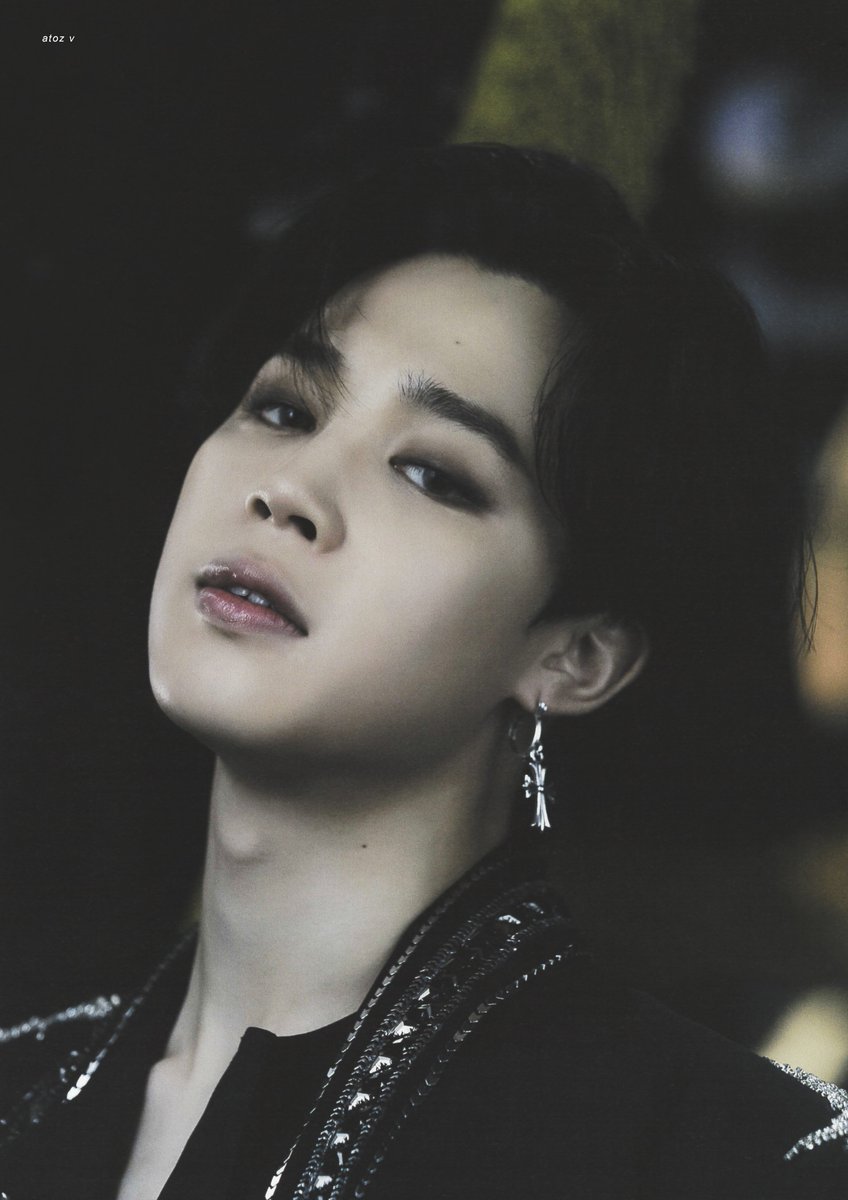 atozv_scan's tweet photo. ［scan］MOTS ON:E concept photobook ROUTE ver.

#방탄소년단 #BTS @BTS_twt https://t.co/ZKBgjG8llc