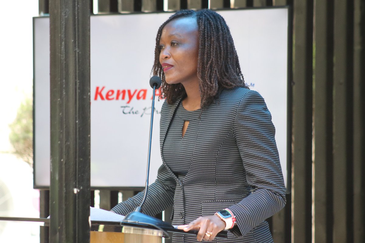NYC_YouthVoice's tweet photo. "It is possible to work in big corporates as long as you have the right skills set" - @NYC_YouthVoice Chairperson @deborahbubi 
#YouthExcelevate  
 #KQFahariInnovationHub, https://t.co/hue9CaeG3U