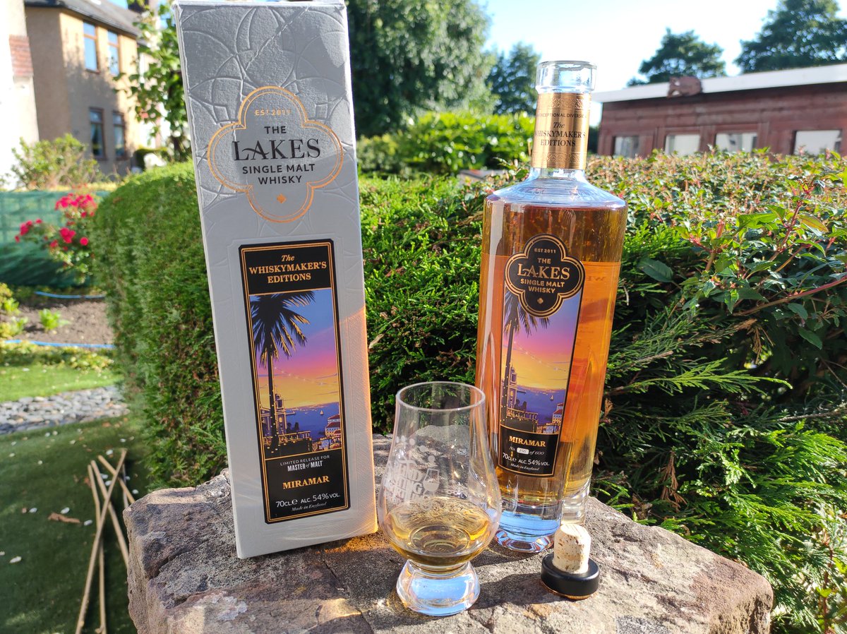 MaltMusings's tweet photo. @SanjieB @WhiskynWhiskers @LakesDistillery #WhiskyIsForDrinking
#BestWithFriends https://t.co/rMHCT7uWzM