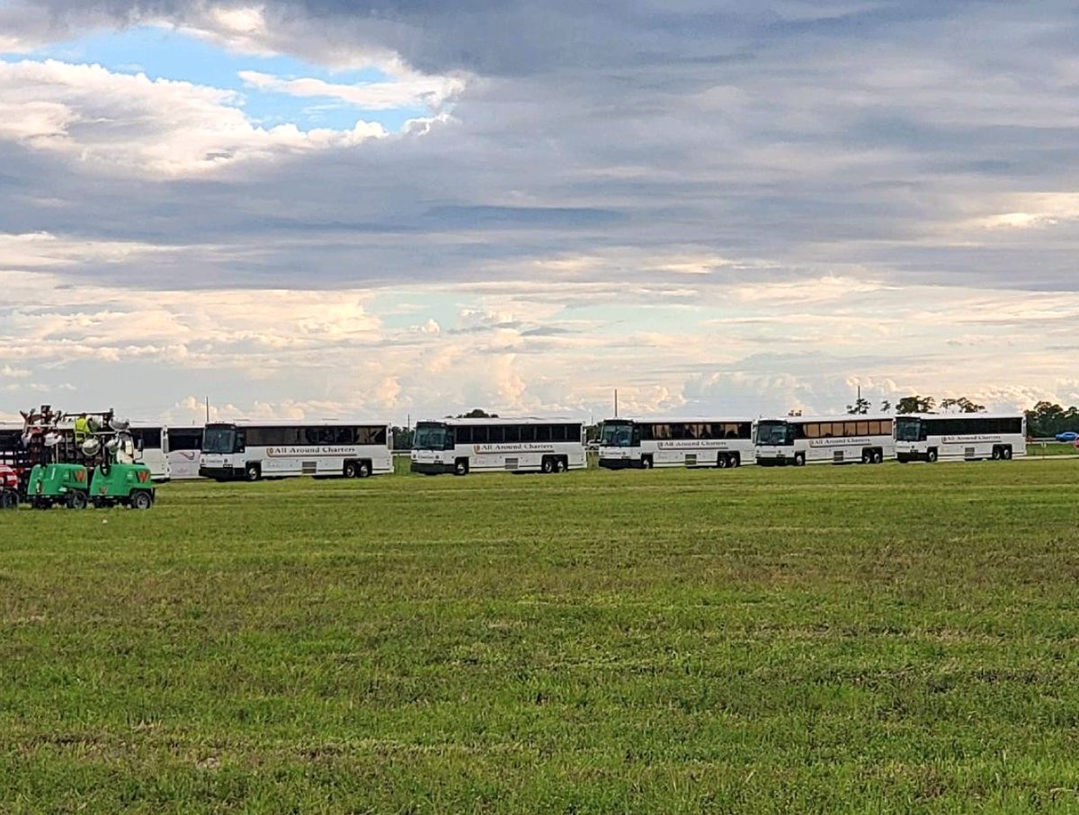 AroundCharters's tweet image. It is always our pleasure to jump into action to help our utility crews when storms like Elsa come through.  We know how important it is to mobilize at a moments notice to help keep the power on.
#weloveflorida #iamuma