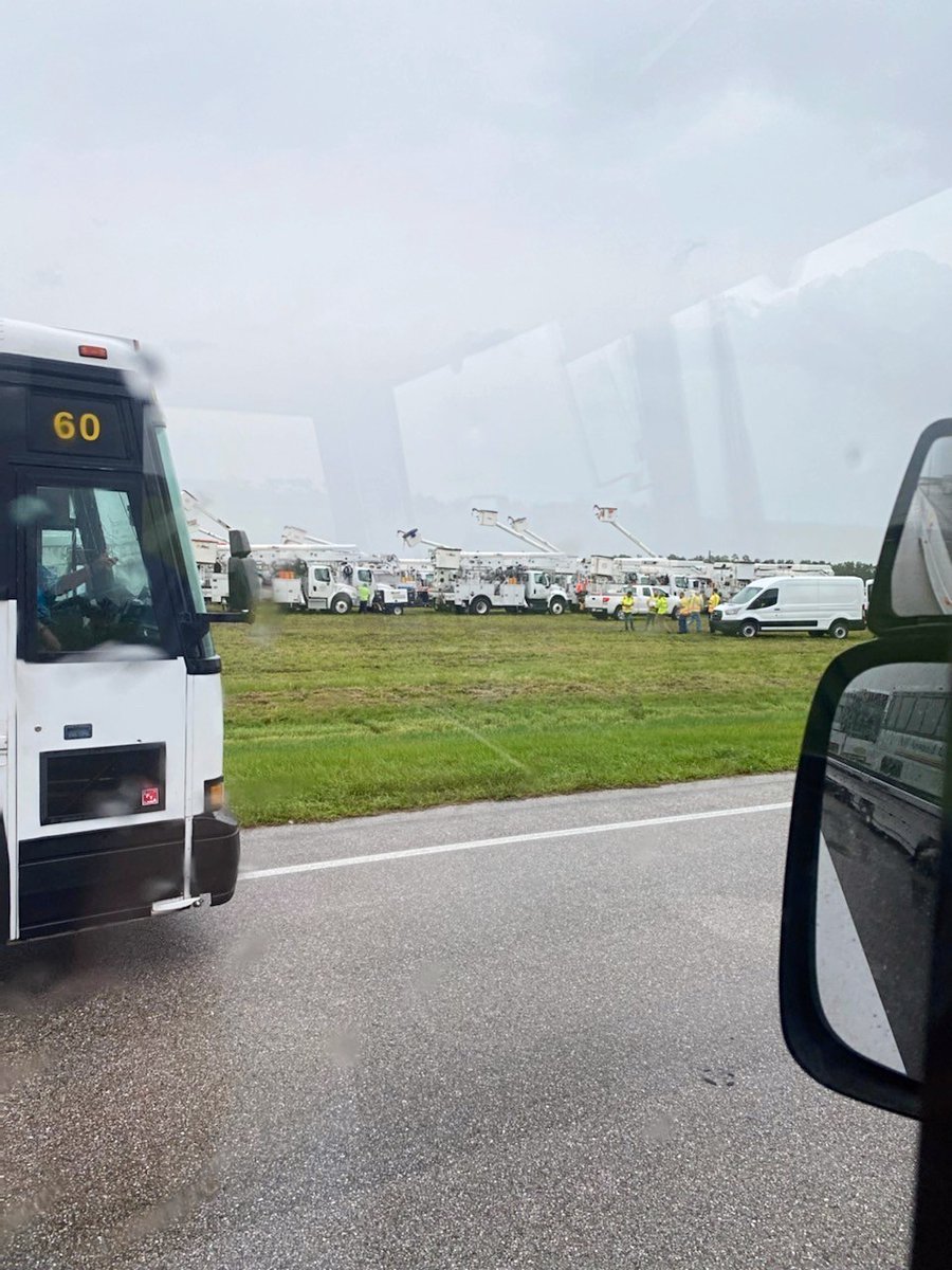 AroundCharters's tweet image. It is always our pleasure to jump into action to help our utility crews when storms like Elsa come through.  We know how important it is to mobilize at a moments notice to help keep the power on.
#weloveflorida #iamuma