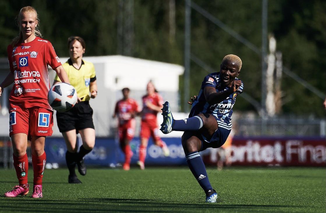 AmaPele10's tweet image. 💛❤️💙 #3Y3ADOM