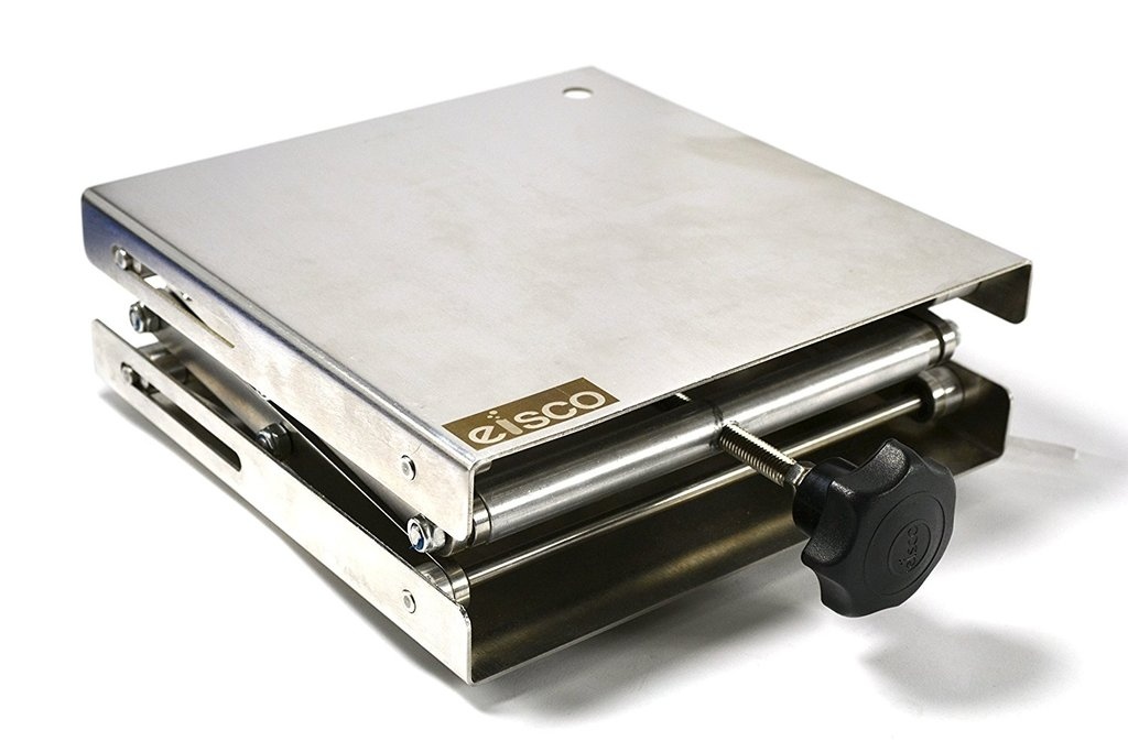 blazelabs1's tweet image. Our selection of laboratory jacks provides stable height adjustment and support for items in your lab
.
.
. 
#HempExtraction #RotaVap #ShortPathKit #FractionalDistillation #ExtractionEquipment #cannabislaboratory #cannabisextraction #thcdistillate #cbddistillate