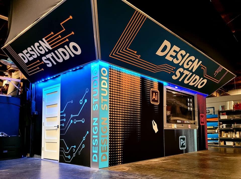 CCI_Productions's tweet photo. What a difference some fresh graphics can make! Scroll through to the end for the before and after 👀 
📣 to our talented art team for the stellar design work.
#TransformationThursday #refresh #curbappeal #cobranding #officemakeover #exteriordesign  #MadeByCCI https://t.co/9VUfjacxIi