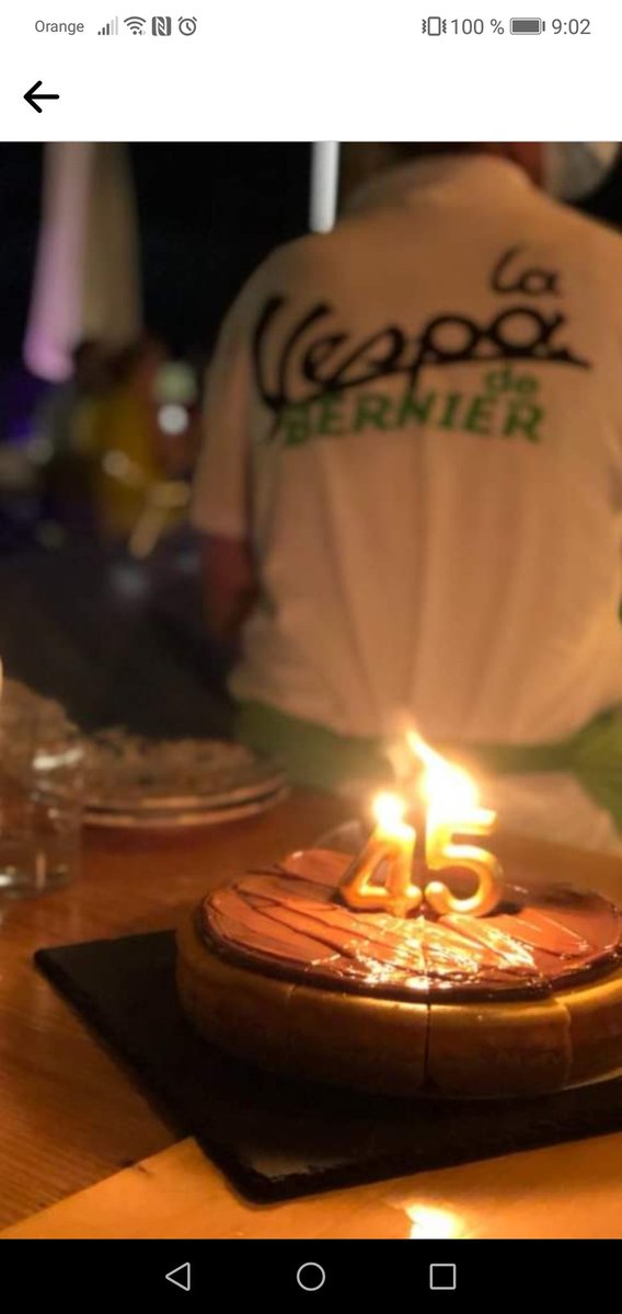 Disponemos de una gran terraza para tus celebraciones mas especiales <a href="/ClubBernier/">Club Bernier</a>. Reservas e información 625740313 #yosoydevespas🛵