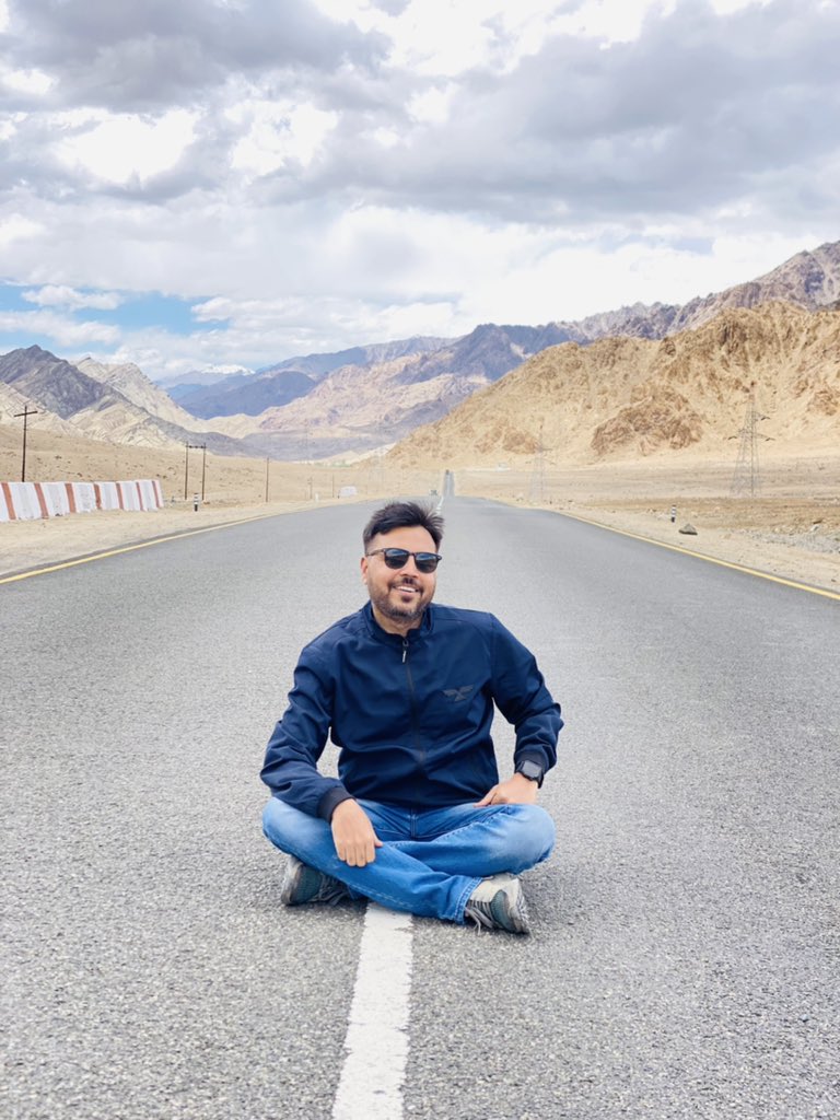 sirwasimhussain's tweet photo. Thank you @BROindia for amazing route, excellent road, wonderful road care (-_-(
#broindia #lotsofluv https://t.co/rEpKLLXlsl