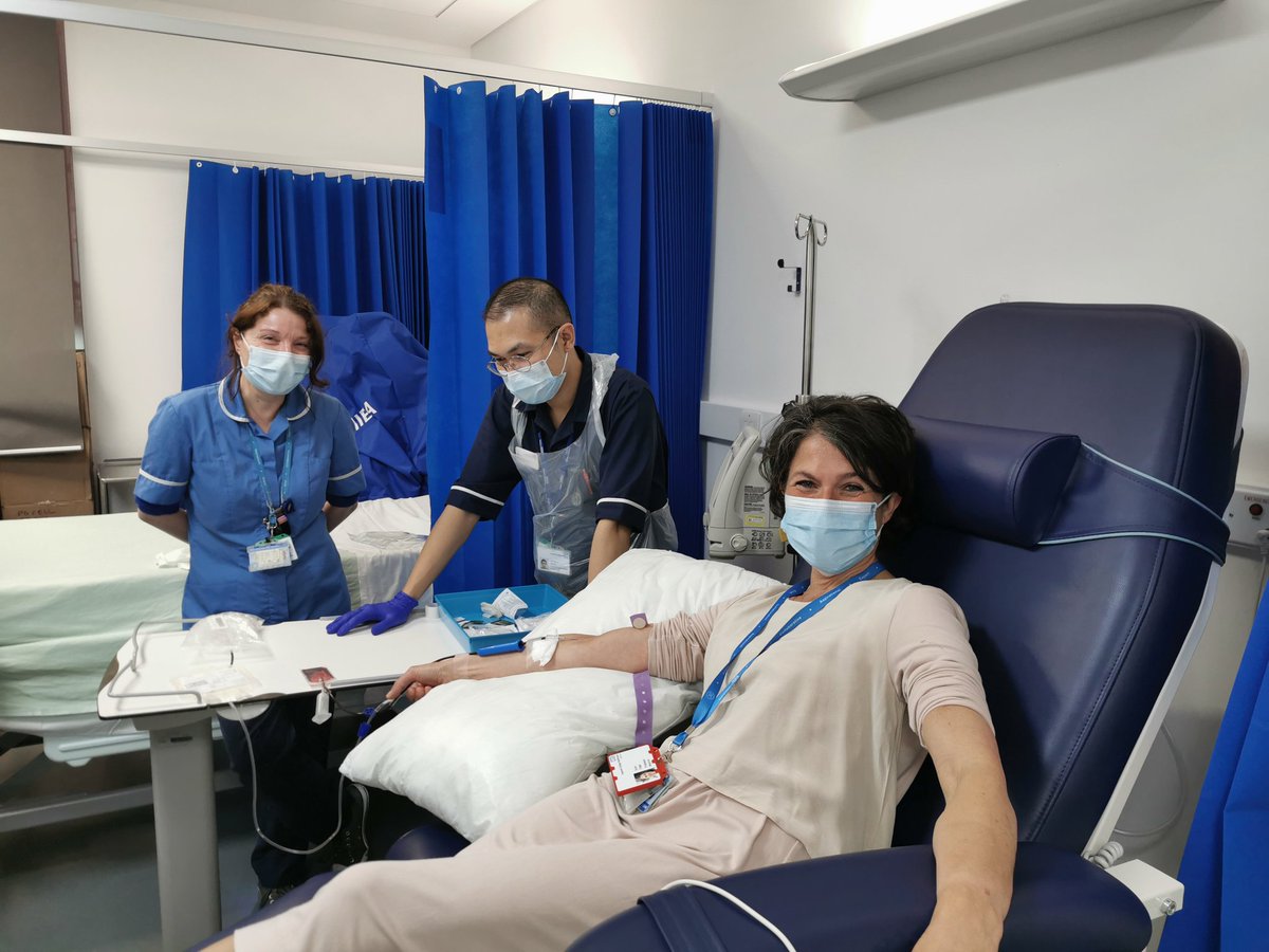 Leading by example. #RIOtrial Chief investigator @sarahfidler4 volunteers to have bloods taken by the excellent @ImperialCRF staff during a training session. These larger research blood draws are undertaken by our participants at 3-monthly intervals.