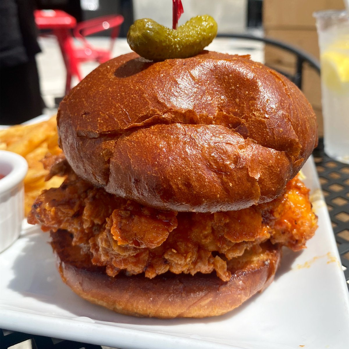 EngineCo28's tweet image. Hands down the best fried chicken sandwich we have made so far! 🔥 Try it because it’s limited time ❤️ #enginecono28 #dtla #friedchicken