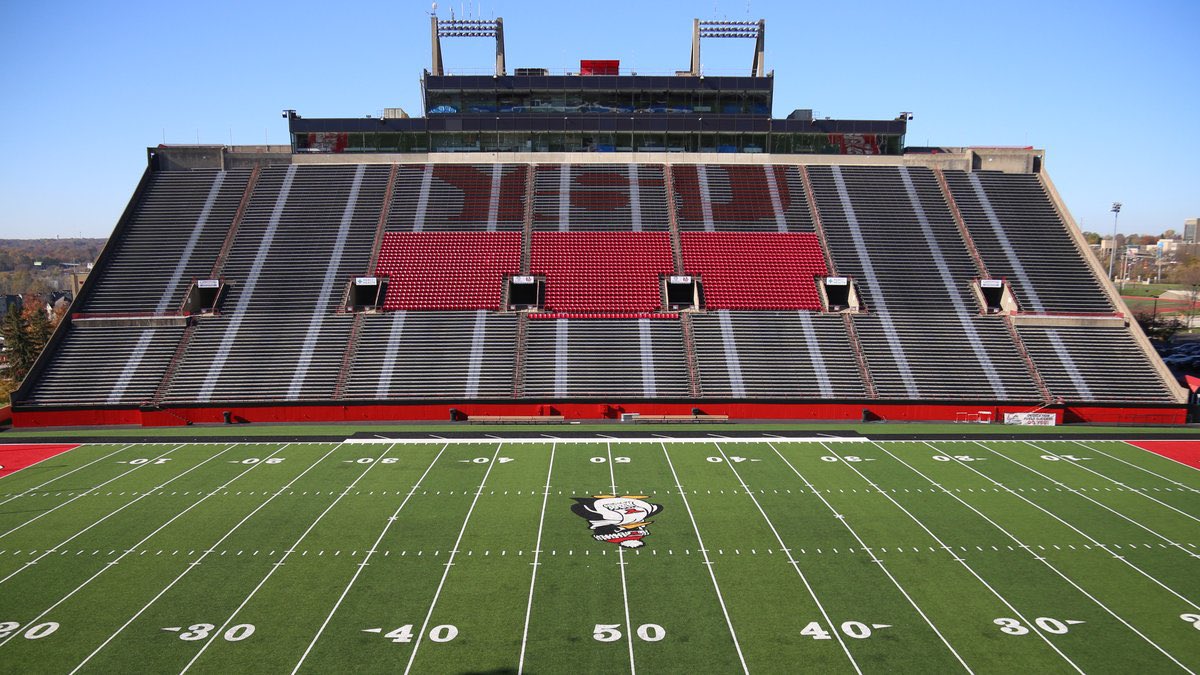 Excited to receive an offer from Youngstown St University! #GoGuins <a href="/CoachJ_Schaefer/">Joe Schaefer</a> <a href="/fbcoachdp/">Doug Phillips</a> @CoachEvanHarvey 🔴⚪️