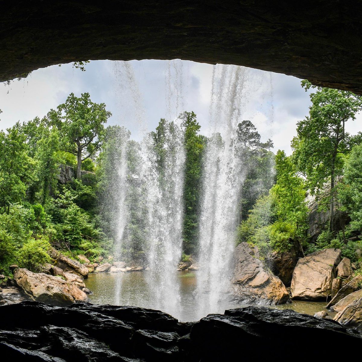 AdventurersLfM's tweet photo. Noccalula Falls in AL https://t.co/h0s9uhDsZx