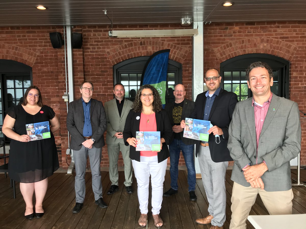 Ville de Trois-Rivières (@villetr) on Twitter photo #V3R | Une acquisition phare du monastère des Ursulines, cinq orientations, une trentaine d’actions concrètes : la toute première Politique du patrimoine de Trois-Rivières est adoptée, et lancée! Info : bit.ly/3hriyIl. 🥰⛪🌅 #V3R | Une acquisition phare du monastère des Ursulines, cinq orientations, une trentaine d’actions concrètes : la toute première Politique du patrimoine de Trois-Rivières est adoptée, et lancée! Info : bit.ly/3hriyIl. 🥰⛪🌅