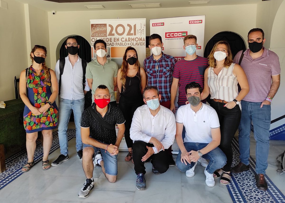 Hoy hemos estado en la <a href="/olavidecarmona/">Olavide en Carmona</a>.

Para <a href="/ccoosevilla/">CCOO de Sevilla</a> la formación e incorporación de jóvenes es una prioridadad. Por eso, un grupo de <a href="/JovenesCCOO/">Jóvenes CCOO</a> de #Sevilla estamos pudiendo participar en este #CCOOlavide21.

Ante la precariedad, organizacion. Seguimos💪
