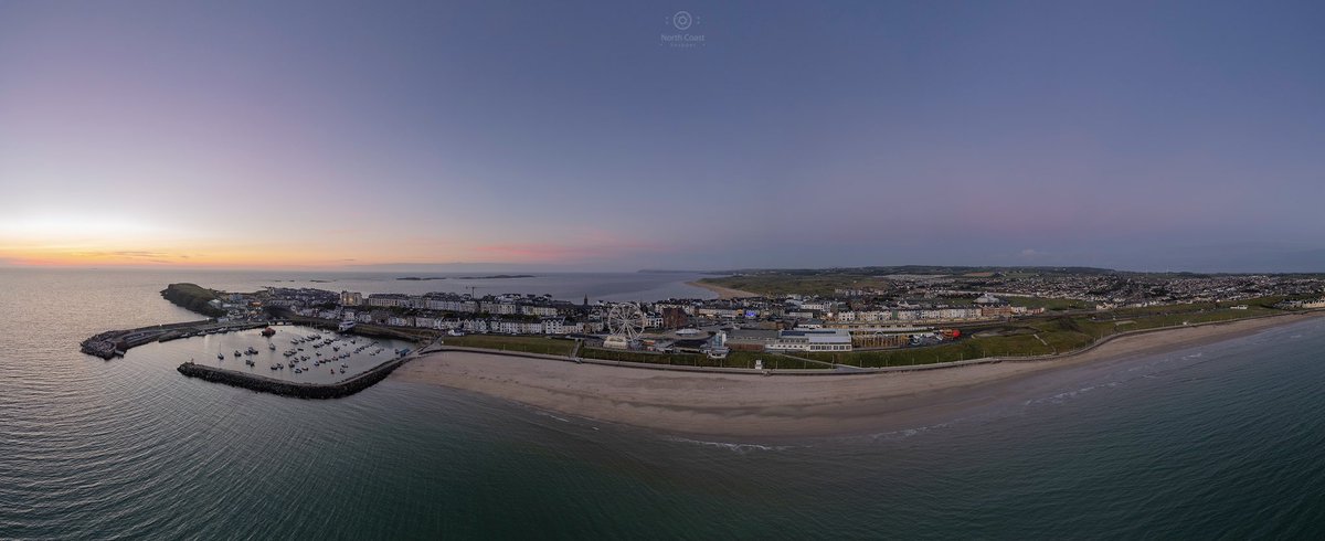 A gorgeous evening at Portrush <a href="/VisitPortrush/">Visit Portrush</a> <a href="/Portmagicni/">Portmagicni</a> <a href="/PortrushRNLI/">PortrushRNLI</a> <a href="/DiscoverNI/">Northern Ireland</a> <a href="/EventsCauseway/">Causeway Coast & Glens Events</a> @ILoveNorthCoast