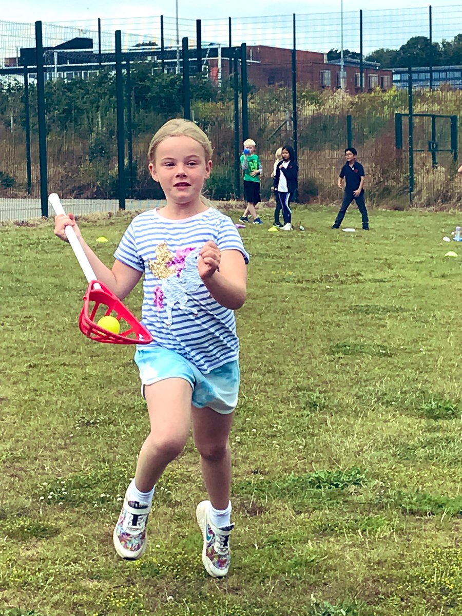 ysgolyddraig's tweet photo. #cleddau and #penfro sports day! #hci #healthandwellbeing https://t.co/oTW93Pte9e