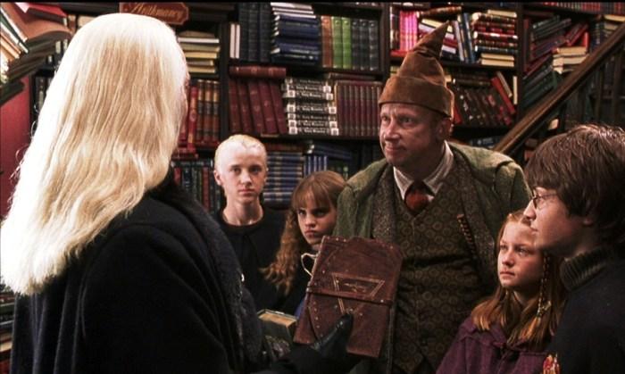 papiconic_'s tweet photo. Moi qui me concentre à chaque fois quand Lucius va mettre le journal de Jedusor dans le chaudron de Ginny :
#HarryPotter https://t.co/hw2sStmwiD