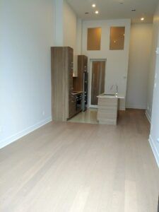 ACCESSIBLE CONDO - City of Mount Royal
Accessible condo for rent in the city of Mount-Royal. Access to a training room, roof terrace, a garage and stock room.
Info:buff.ly/3dGPLNQ
#accessible #condo #housing #Montreal