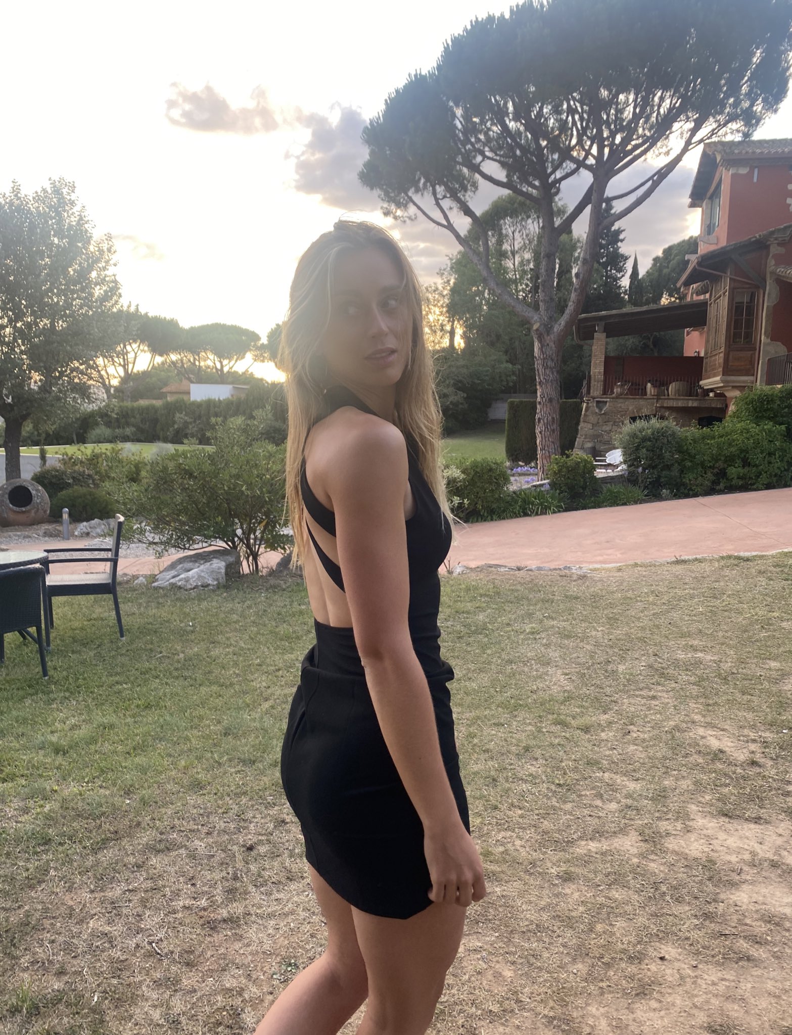 Paula Badosa on X: Sometimes I dress… https://t.co/MyjJIABLb9 / X