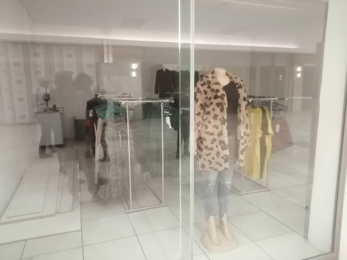 GosiameSera's tweet photo. #G2Gclothing Shop ๐๐ฉฑ๐๐ฅป๐๐งฅopening day is tomorrow.. 09:00-17:00
Still need to steam and iron kak early
#BlackOwnedBusinesses
#BloemTwitter
#KeaDrive
#LemoMall ๐๐๐
God bless our HUSTLE https://t.co/kX6k48PwDr
