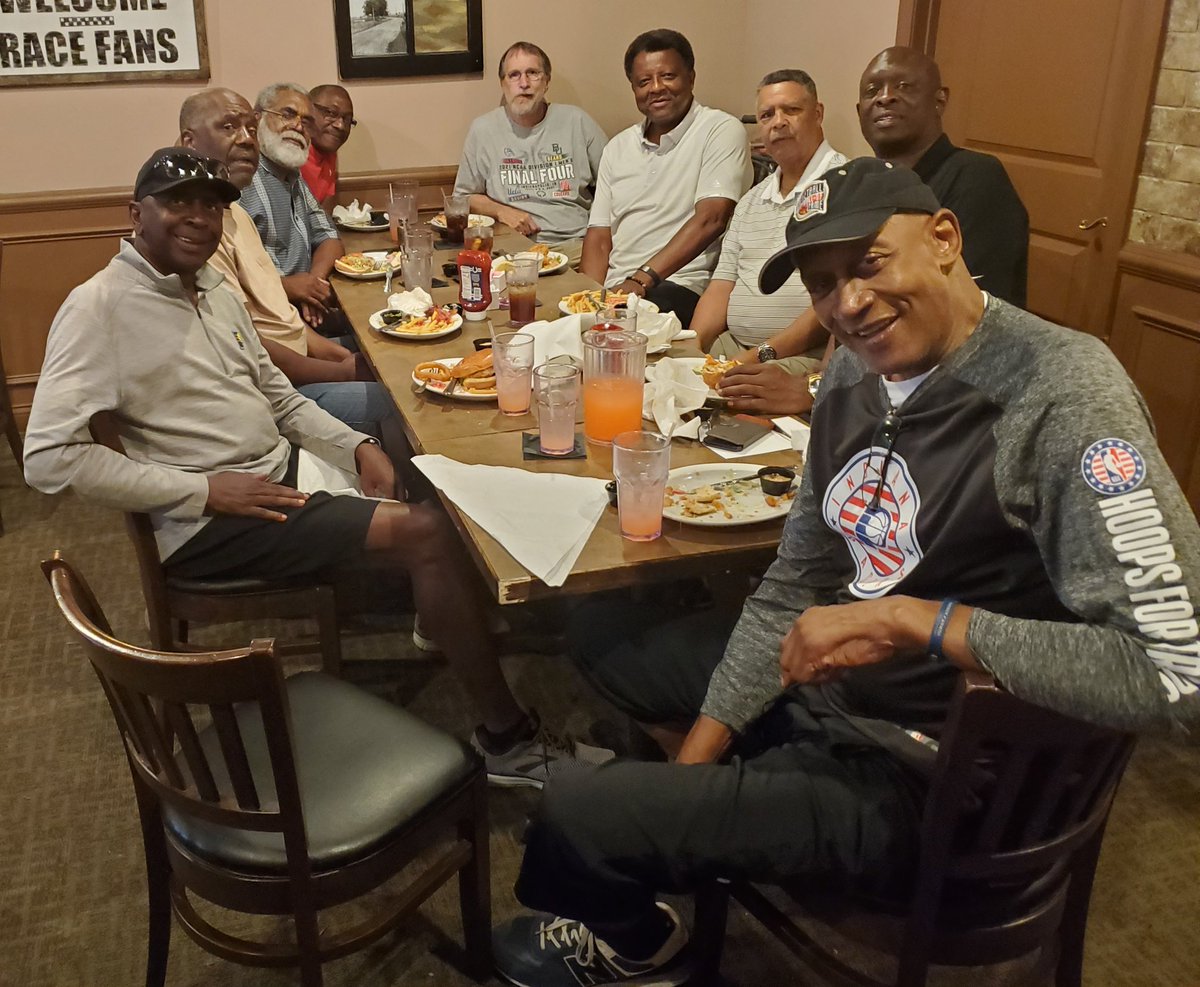 Lunch today with this group. Most of them played for the Washington HS state championship team in 1969. George McGinnis is closest to the camera. Steve Downing is behind him. Former Pacer Billy Knight, in white shirt in center, dropped in as well.