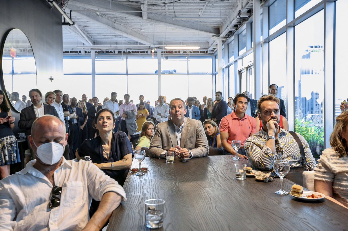 DisruptCRE's tweet photo. More from last weeks party celebrating @thebuiltworld1 Episode 04: Supertalls - WATCH  https://t.co/UtVifXHg5O #explorethebuiltworld @jll_usa @SwitchHQ @view_inc_ #PropTech #realestate #innovation #cretech #disruptcre https://t.co/VWcieKvYmD
