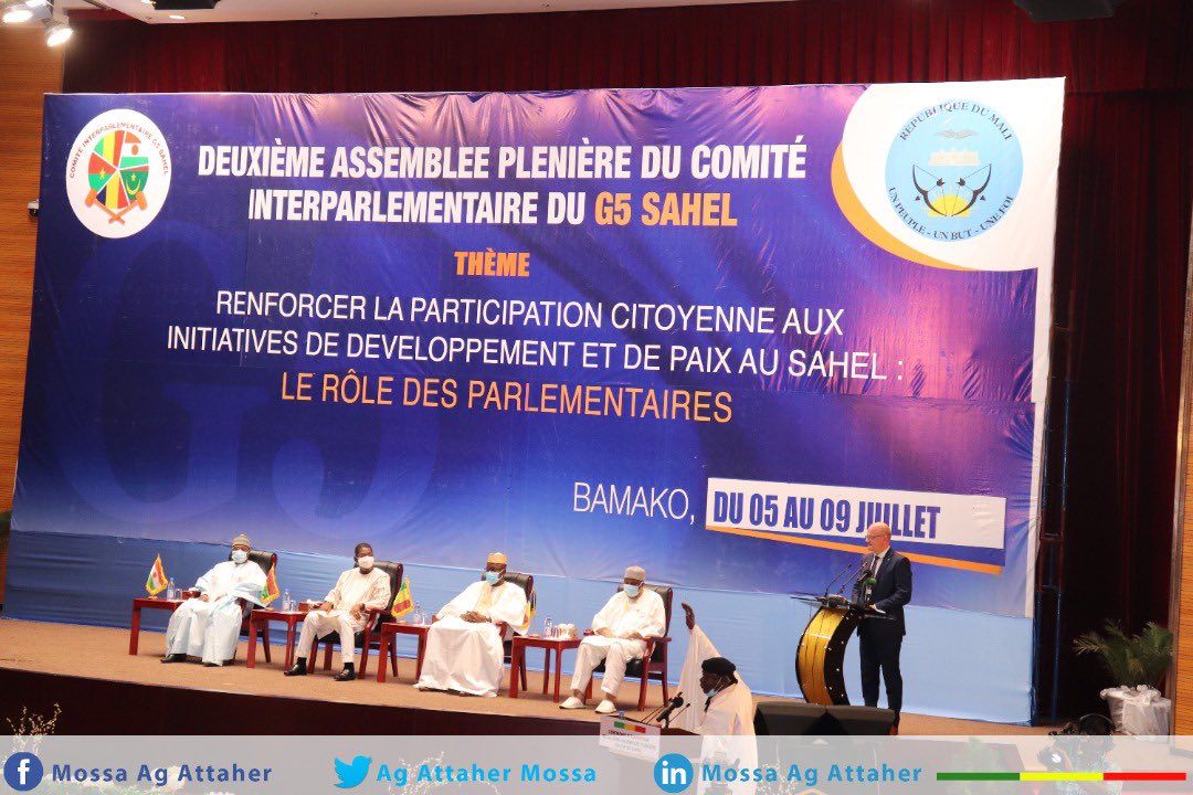 AttaherMossa's tweet photo. #G5Sahel
J'ai pris part ce  08/07/2021, Sous la la Président du Prdt du CNT, le col. Malick Diaw et en présence du Premier Ministre, Chef du Gov, Dr Choguel https://t.co/rZwrsf6iFdïga, à la cérémonie d’ouverture de la 2ème As Plénière du Comité Interparlementaire du G5Sahel. https://t.co/7oexvTR66U