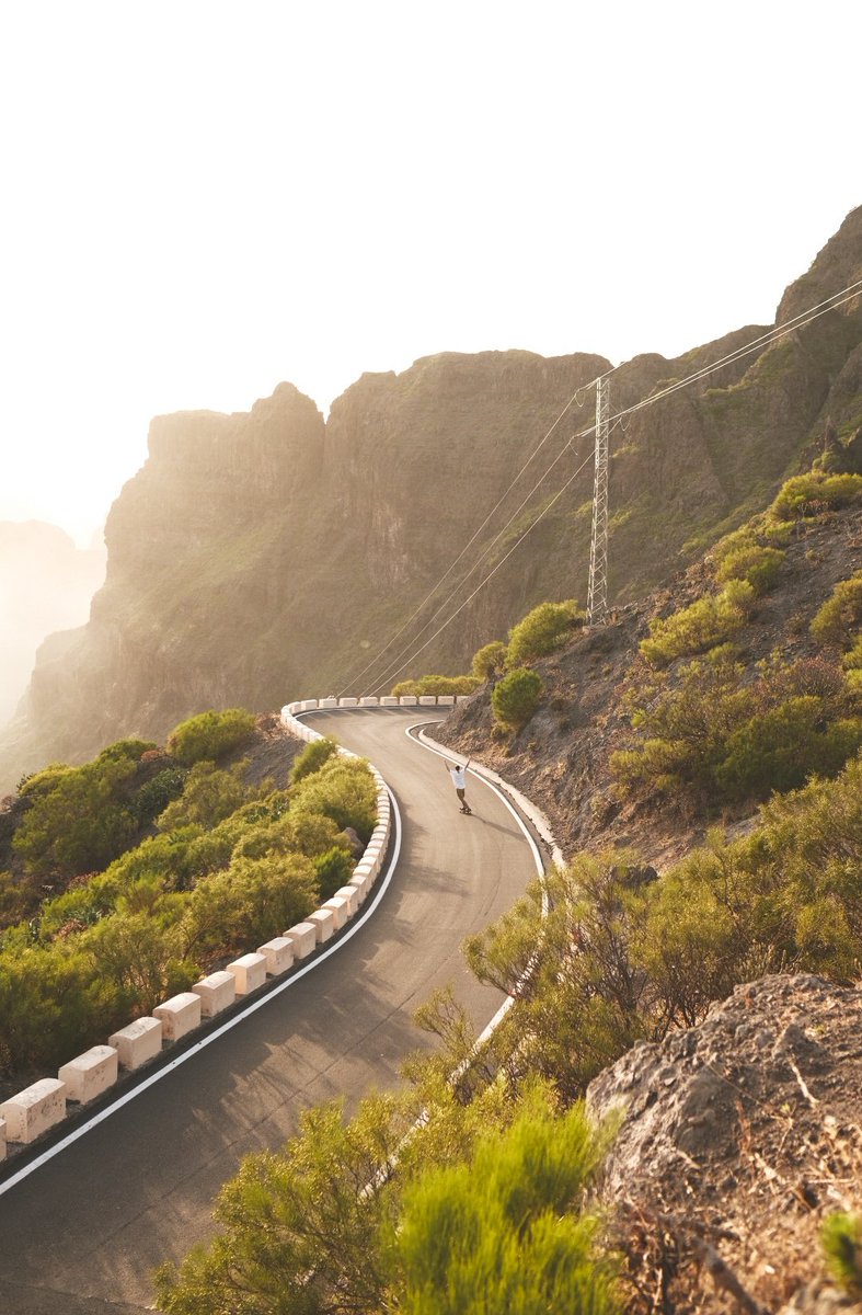 svsogarcia's tweet photo. Que carretera de Tenerife te gusta más? https://t.co/HWimngbohd
