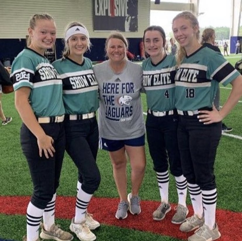 Had a great time at the @WeAreSouth_SB camp! Thankyou <a href="/BclarkUSA/">Becky Clark</a> and <a href="/StinaMcC7/">Kristina McCain</a> for having us. Can’t wait till next time!
@showelite2024