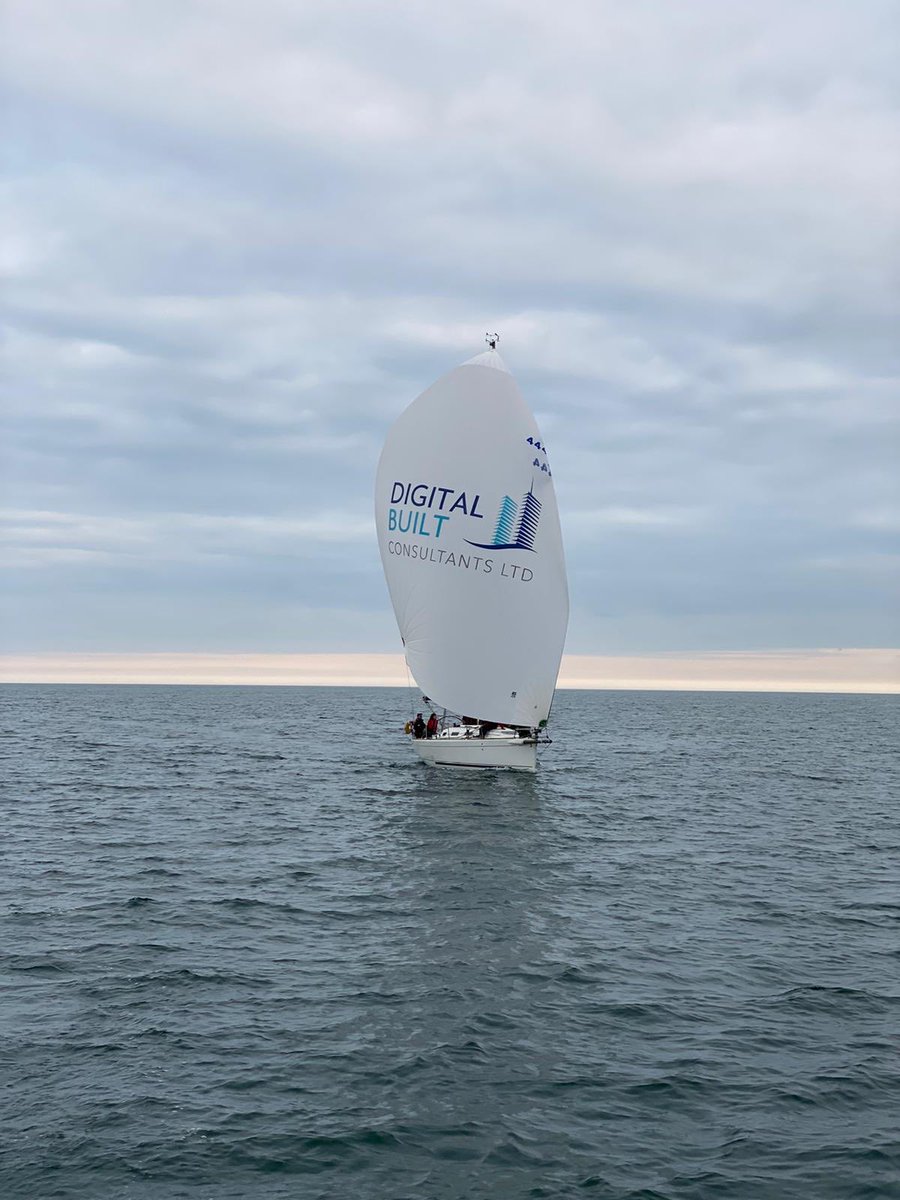 Nice evening on the water this evening. ⁦<a href="/EmmaHay68943842/">Emma Hayes</a>⁩