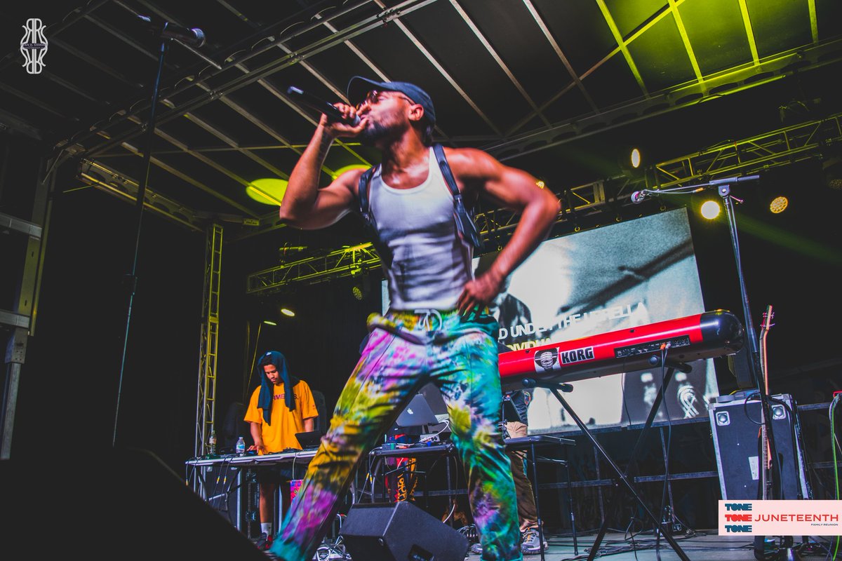 iDesigniCreate's tweet image. #BlackWomenWhoShoot #BlackWomenPhotographers #ShotWithNikon #NikonD5500 #Nikon #blackphotographer #ToneMemphis #WrAreUnapologetic #Unapologetic #Memphis #OrangeMoundTower #JUNETEENTH #Juneteenth2021