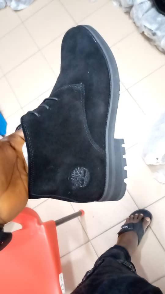 bokfashionhub's tweet photo. 📍Timberland Desert Shoes
📍Sizes 40-45 available
📍Price- Gh¢240
📍kindly contact 0549341975 or 0278292817
📍kindly retweet my hustle.
#BokSneakerz
#GirlTalkZA #AnyoneCanSell | #TheDrYve| #money| #LetTheManGo https://t.co/tqH9atKCPq