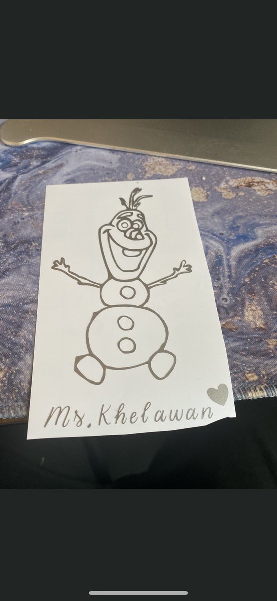 MaggysMagic's tweet photo. Stickers \ decals #cricut #ShopSmall #custommade #cricut #vinyldesigns #maggysmagic #retweet #share  #decal #stickers #zachonthekeys #olaf #starwars #mando #babyyoda https://t.co/TvMYuywWck