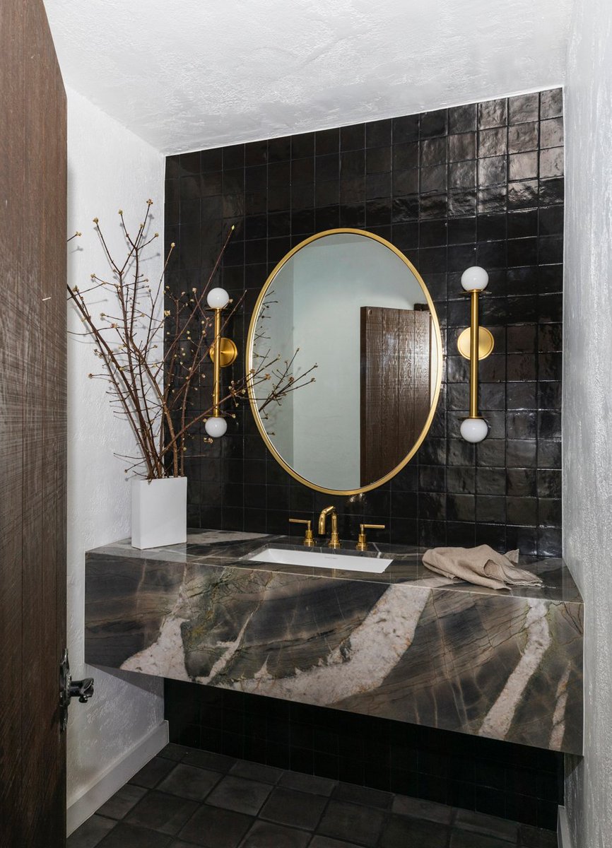 What’s your favorite detail? Fixtures, stone, or tile?
<a href="/chefludo/">Ludo Lefebvre</a> @frenchchefwife
@archdigest
Photo by: Julies studio 
.
.
.
#Modaainc #Modaaconstruction