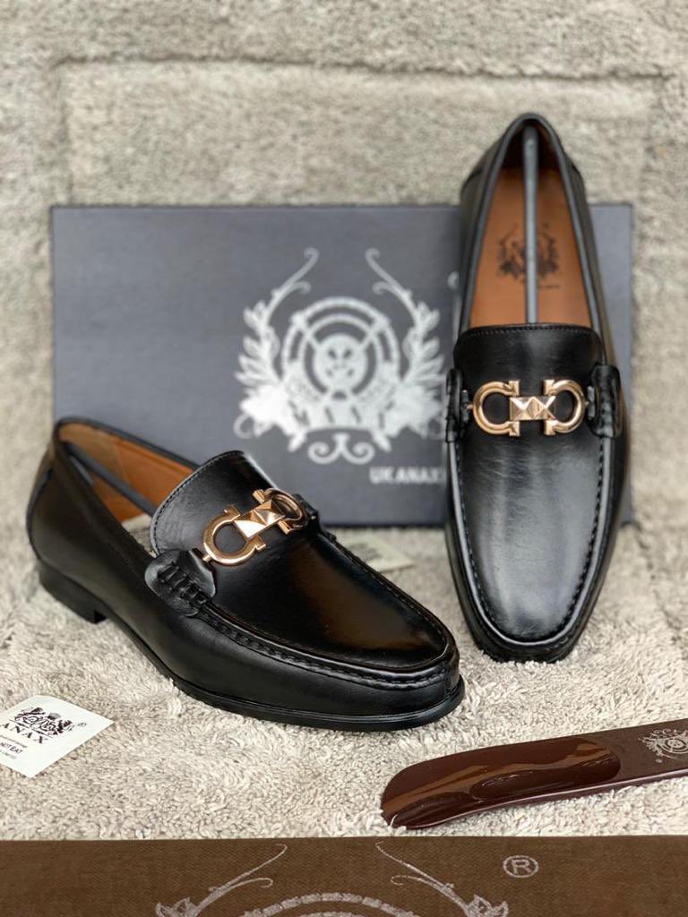 bokfashionhub's tweet photo. 📍Quality shoes 
📍various Sizes available
📍Price- GHC 320
📍kindly contact 0549341975 or 0278292817
📍kindly retweet my hustle.
#BokSneakerz

Makola| Achimota School| Camavinga|  Arsenal| #TheDrYve| #money| #LetTheManGo https://t.co/JFJC0F5mrg