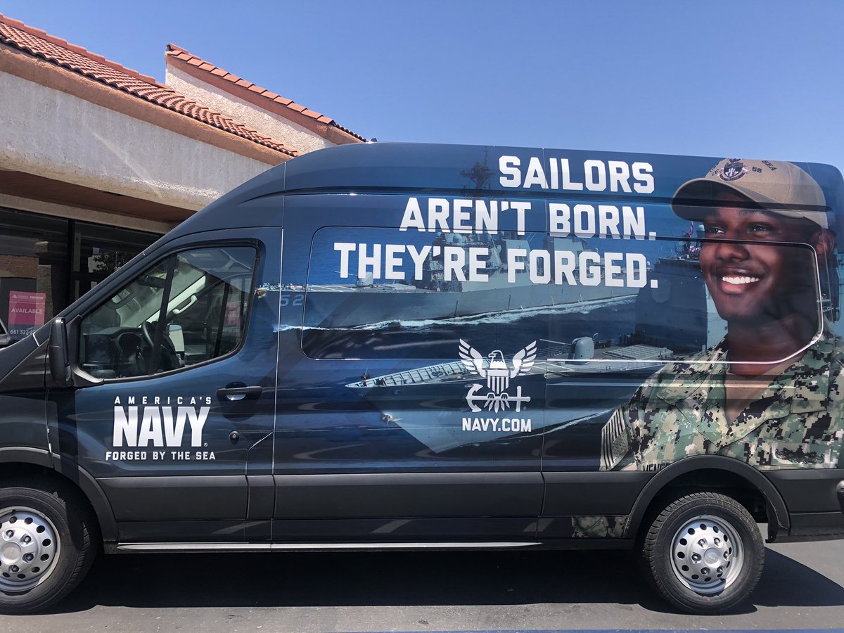 NrdSan's tweet photo. EMN1 Calle and FC1 Womack are getting ready for Porterville Fair tonight. Stop by and say hi! #porterville #navy #usnavy #recruiting #portervillefair #forgedbythesea #ntaggoldengate #sailor https://t.co/0YkQXyKMOc