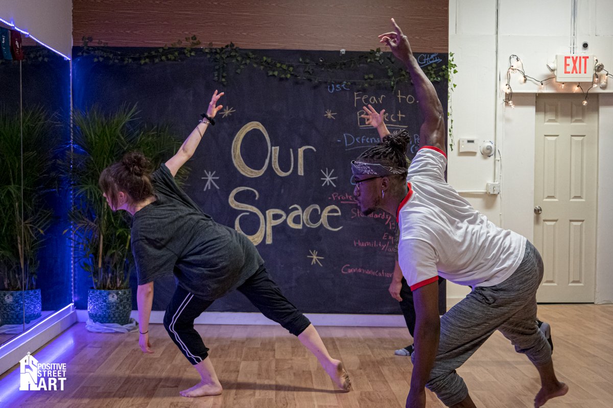 PoStreetArt's tweet photo. Every Thursday night, we host a free dance workshop from 7:30PM to 8:45PM at Our Space in Nashua
Contemporary Dance Round 2!
https://t.co/TGzDHIdVo9
#dance #contemporary #contemporarydance #floorwork #stretching #movement #freedanceworkshop #positivedance #PSA #ourspace https://t.co/VRRICW3USq