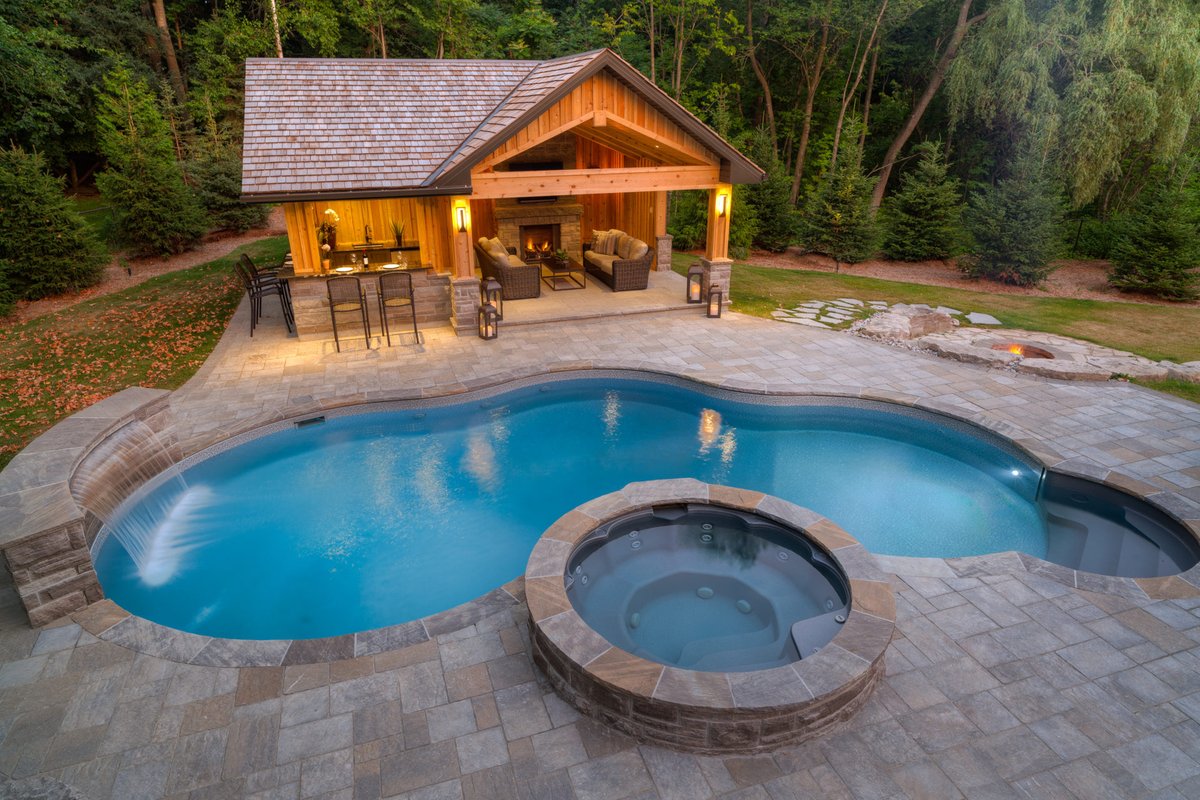 thepoolcraftco's tweet image. Check out our latest #PoolCraft blog article showcasing what's a good backyard investment.

poolcraft.ca/create-the-ult…

#Pandemic #Pools #PoolSeason #Summer #RealEstate #Homebuyers #Backyard #Oasis