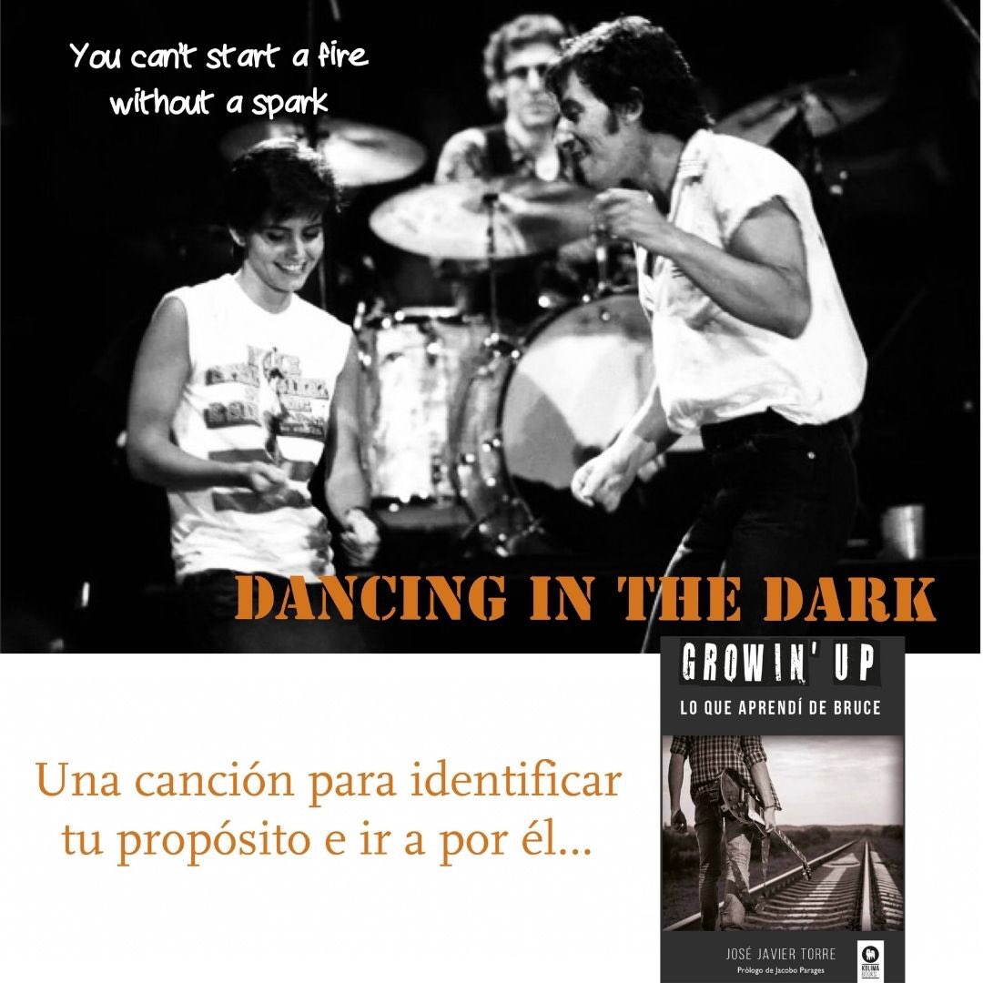 JJavier_Torre's tweet photo. 🙋🏻‍♂️Sí ya has comenzado a leer “GROWIN’ UP: LO QUE APRENDÍ DE BRUCE” @EditorialKolima te habrás preguntado por qué elegí las 14 canciones de cada capítulo…🎸🎼 👉Aquí tienes la explicación 😉 Nos vemos el 23 de Septiembre en @ferialibromad #FLMadrid2021 https://t.co/LfPkoyQ4G7