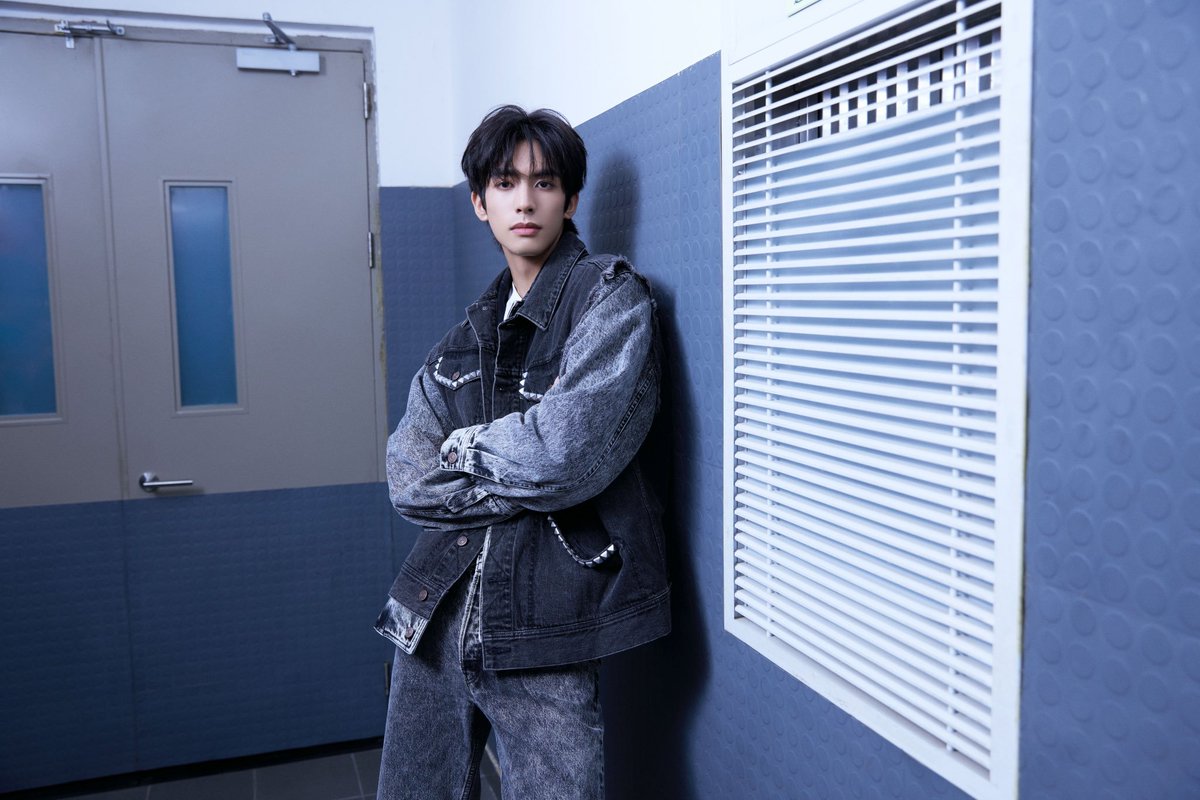 หล่อมาก มีแฟนยังคะคนนี้ 🤭