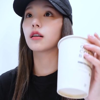 i can see stars in her eyes