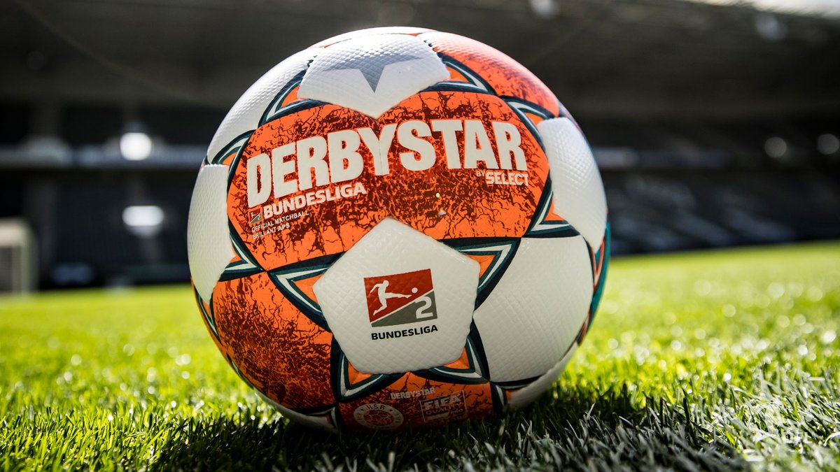 Endlich geht es wieder los 🤩

Nur noch 5 Stunden, bis die 2. Bundesliga in die Saison 2021/22 startet!

⚽️ <a href="/s04/">FC Schalke 04</a> - <a href="/HSV/">Hamburger SV</a>
⏰ Heute, 20:30 Uhr
🏟️ VELTINS-Arena
📽️ <a href="/sat1/">SAT.1</a> &amp; <a href="/SkySportDE/">Sky Sport</a>
#⃣ #S04HSV