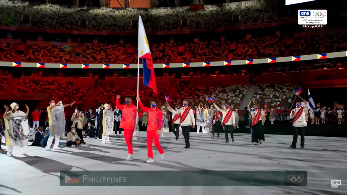 Luisa Morales Starsportshub Philstarnews Team Philippines Led By Flag Bearers Eumir Marcial And Kiyomi Watanabe In The Parade Of Nations Labanpilipinas Screenshot From One Sports Starsportshub Philstarnews Tokyo Openingceremony