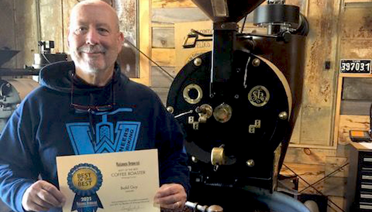 Bald Guy Brew Honored with Best-of-the-Best 2021 Coffee Roaster Award: baldguybrew-6639834.hs-sites.com/blogs/specialt… #coffeeroaster #bestcoffee #organiccoffee #community