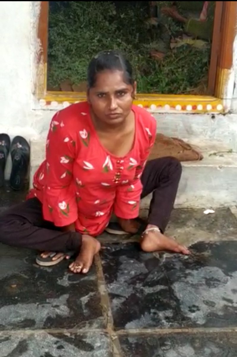 saicool678's tweet photo. #GiftASmile 
@BTR_KTR 
@KTR_News 
@KTRoffice 
She lost her Husband and she as One Son&amp; Daughter by begging In front of Temples and Mosques she Leads She leads,So by You Are Help of Giving Vehicle She an do Street Vendor are Road Side Vendor so plz Give him Vehicle and Help Her. https://t.co/LI7hSrtIuE