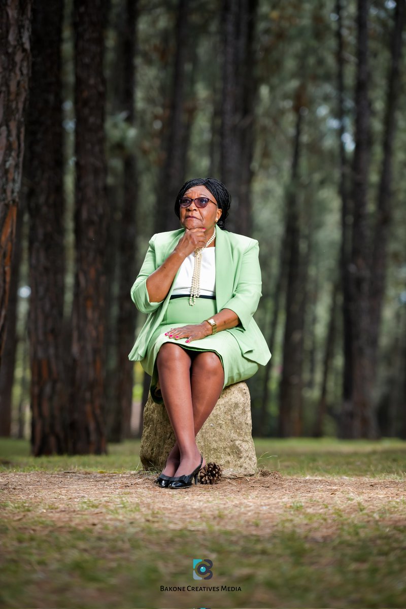 BakoneCreatives's tweet photo. Outdoor Potraits.

Book us on: 0814624087 | info@bakonecreativesmedia.co.za | https://t.co/xA51yRXLqs 

#bakonecreativesmedia #photooftheday #AskAMan #creatingvisualmemories #TheQueenMzansi #DONDA #PheliMakaveli #VaccineRollOutSA #TheThrone #photographer #streetphotography #photo https://t.co/gqONBceeqc