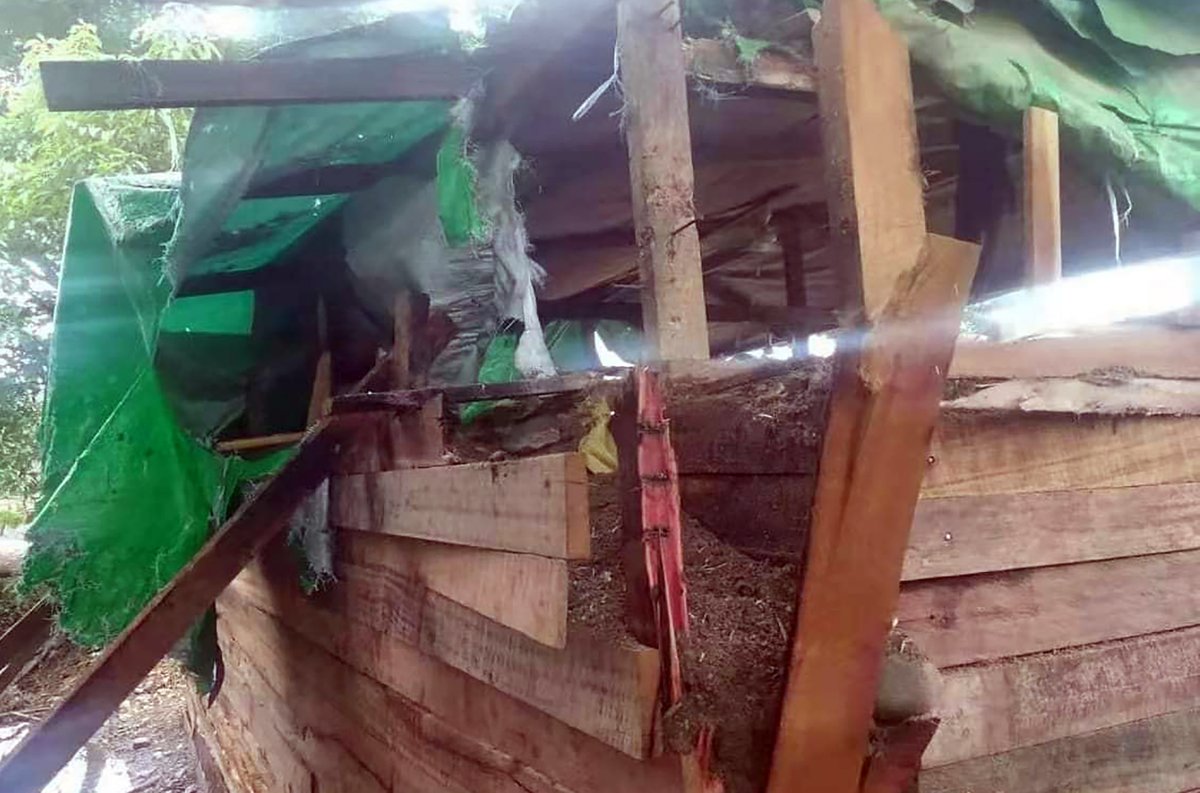KachinNewsGroup's tweet photo. Military checkpoint attacked with grenades in #Hpakant Township #WhatsHappeningInMyanmar 
https://t.co/7LOc4SELiy https://t.co/4o5JcRawHI