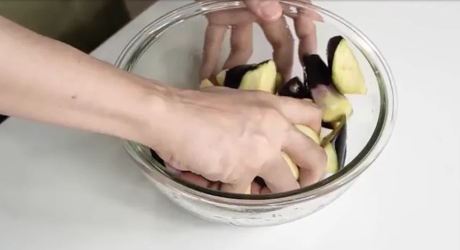 ナス好きさんは是非！とっても美味しそうな、ナスの唐揚げレシピ！