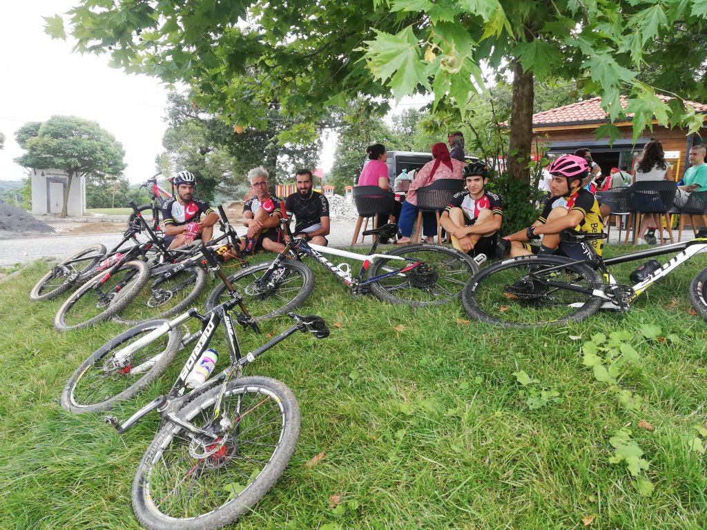 Saatlerdir şuna gülüyorum ahahahahahah