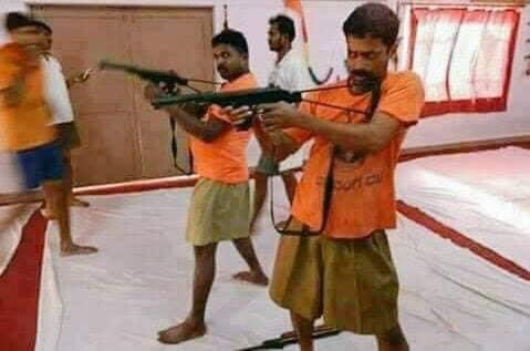 Che__Guevaraa's tweet photo. உலகின் பெரிய சேவை அமைப்புகளில் RSS
முதன்மையாக திகழ்கிறது

-பா.ஜ.க @annamalai_k

அப்போ தேச தந்தை காந்தி படுகொலை -- காமராஜர் கொலை முயற்சி ஆதரிக்கிறாரா அண்ணாமலை ?

@RSSorg எங்கள் குல எதிரி 😡

Pass it 🔄

@savukku @DrSharmila15 @ItsJokker @jagan_talk @FareethS @JeniiOfficial @isai_ https://t.co/t3AtojxY10
